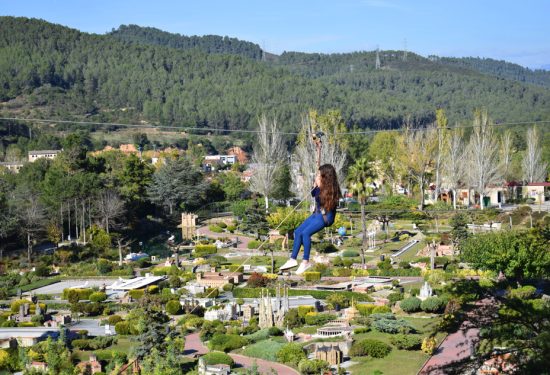 Tirolina gegant Catalunya en miniatura